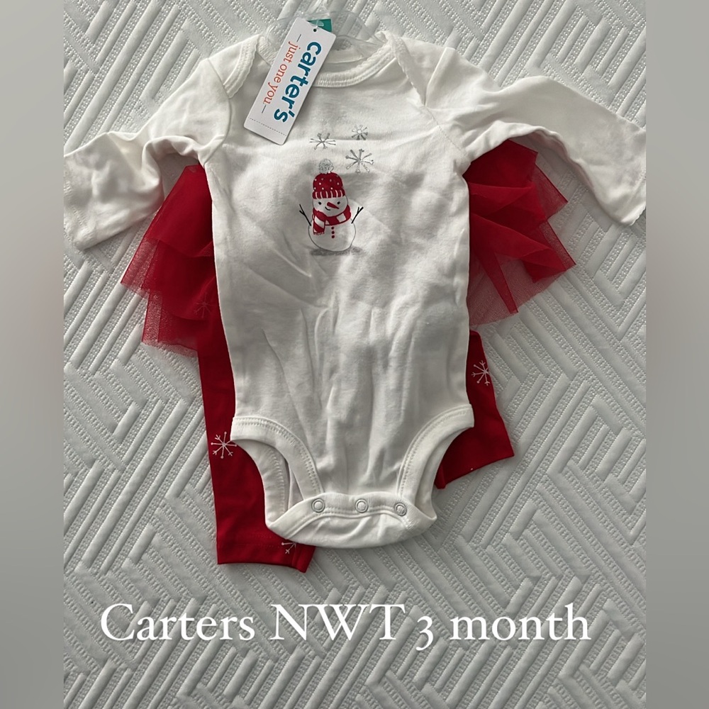 Carters Christmas 3 months NWT onesie and Tutu pants
